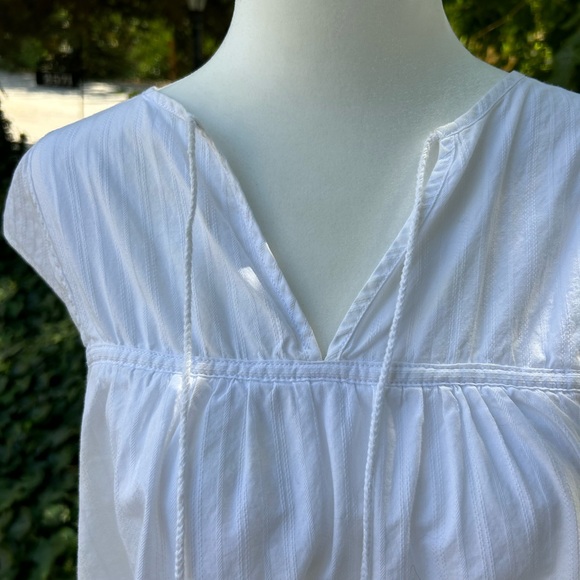 Levi white v neck short bell sleeve women blouse size S - Picture 4 of 6